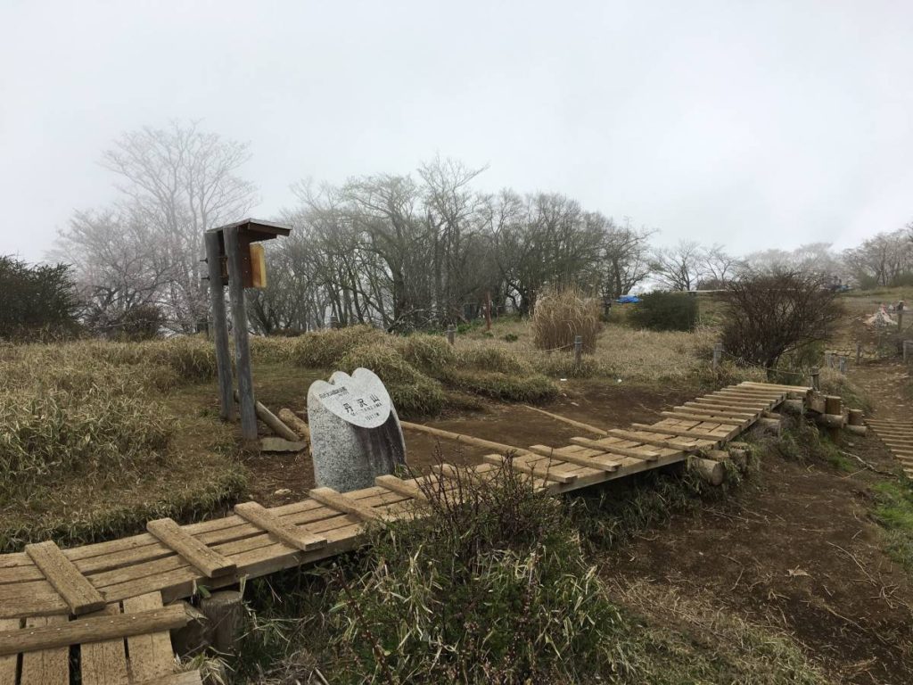 丹沢山山頂